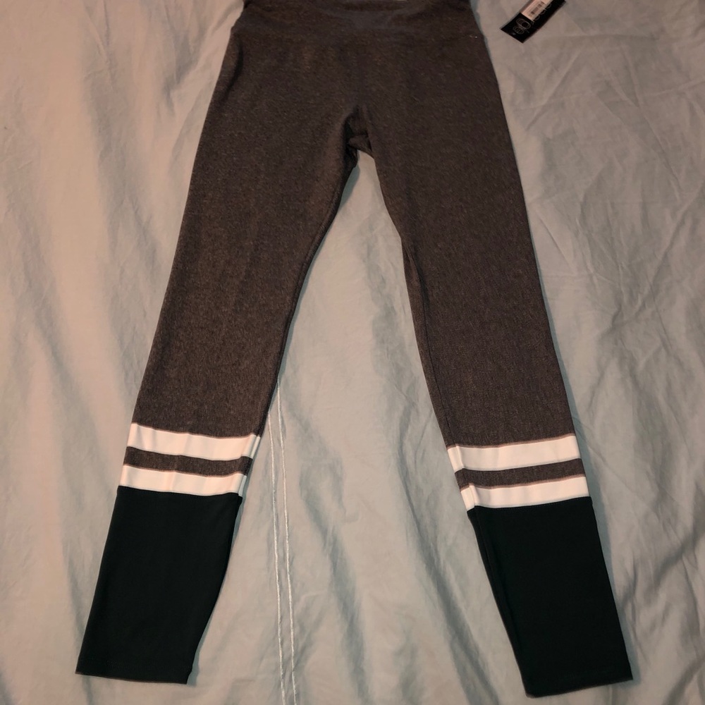 Women’s Gray and Green Leggings